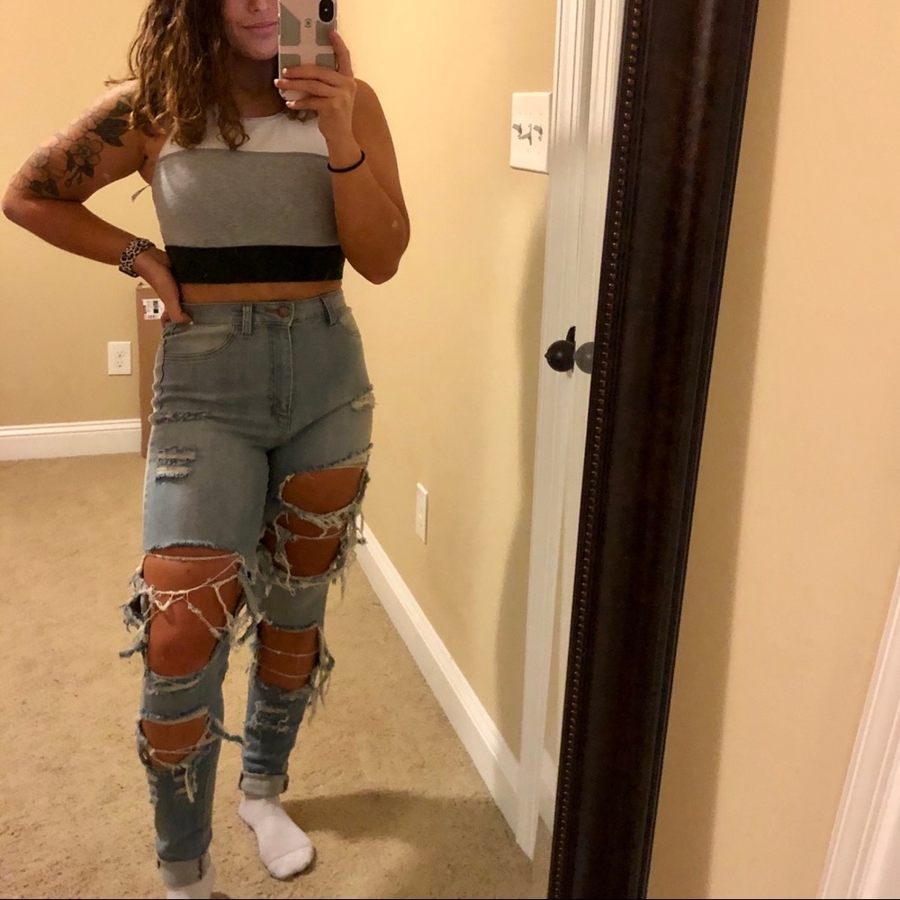 Syracuse Distressed Fashion Nova Jeans